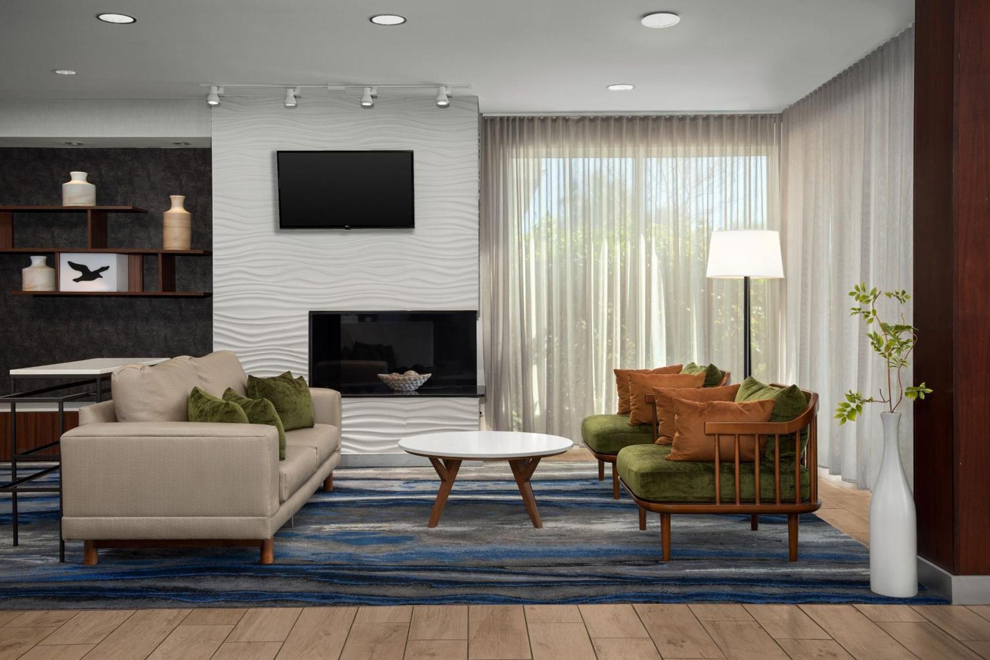 Hotel Fairfield Inn & Suites By Marriott Panama City Beach Upper Grand Lagoon
