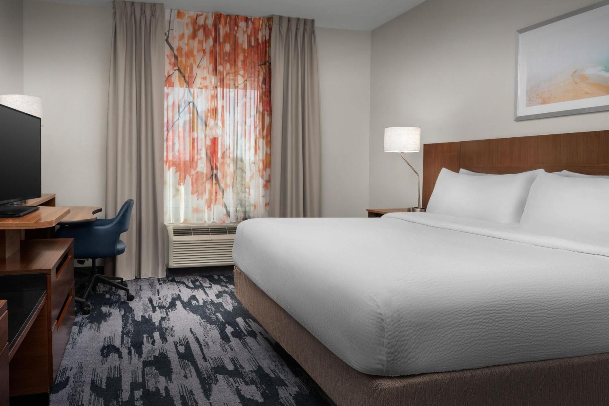 Fairfield & By Marriott Panama 3*
