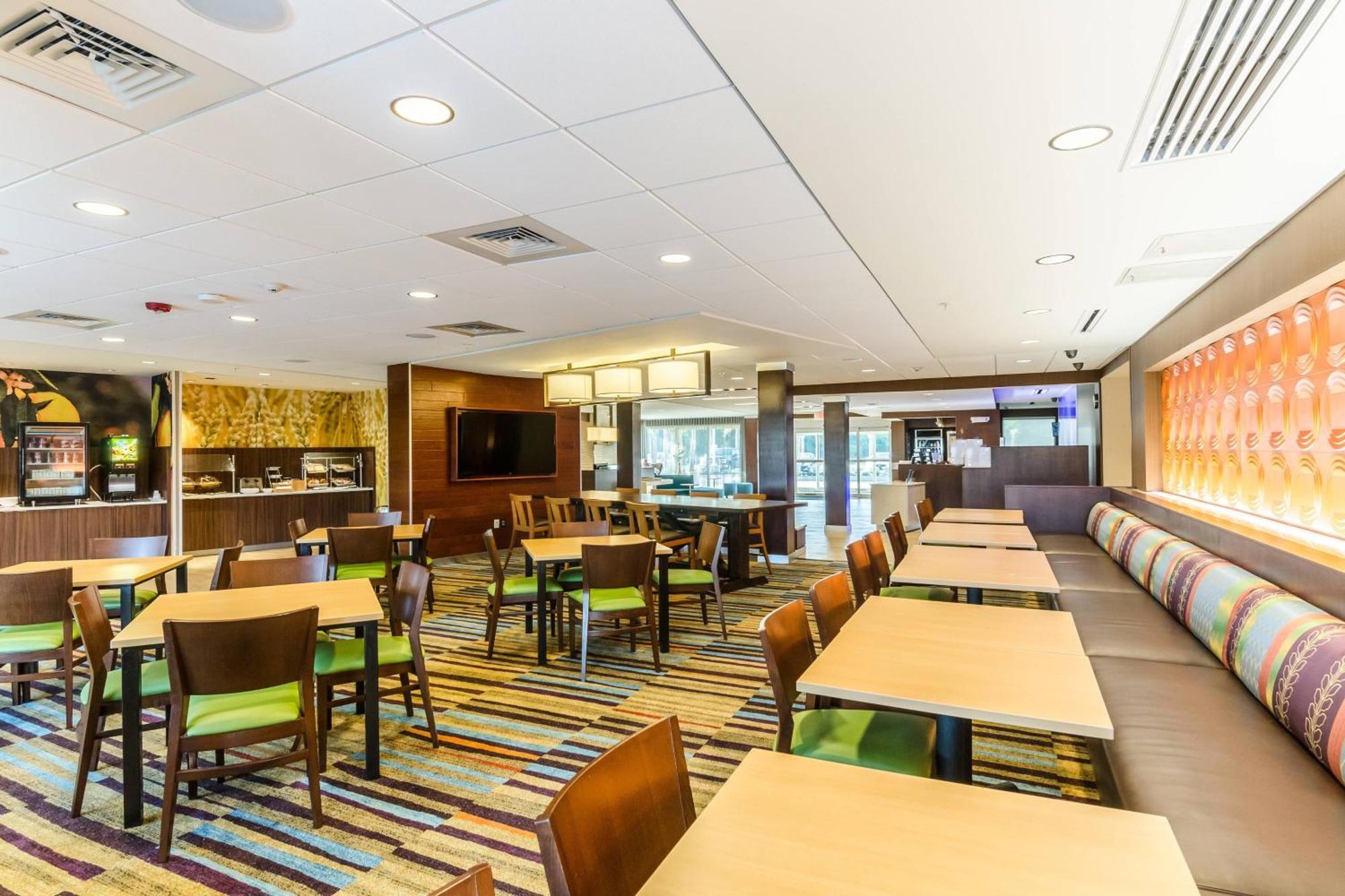 Hotel Fairfield & By Marriott Panama 3*