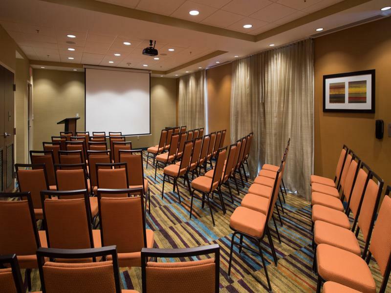 Hotel Fairfield & By Marriott Panama 3*